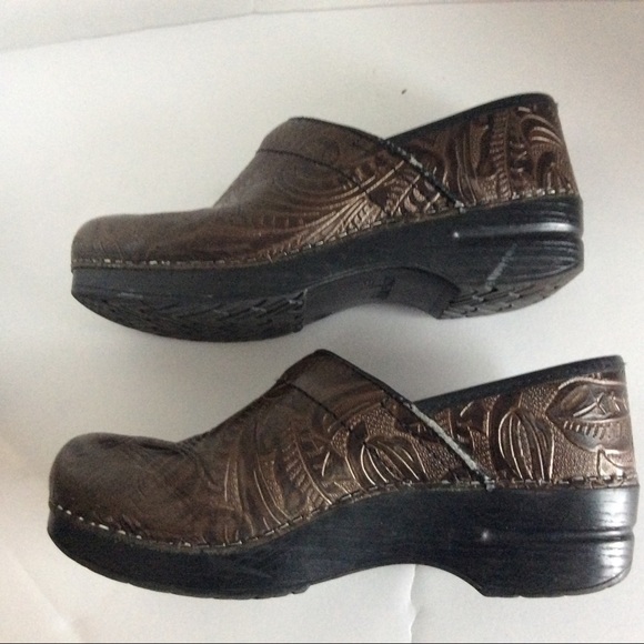 dansko size 39 is what us size